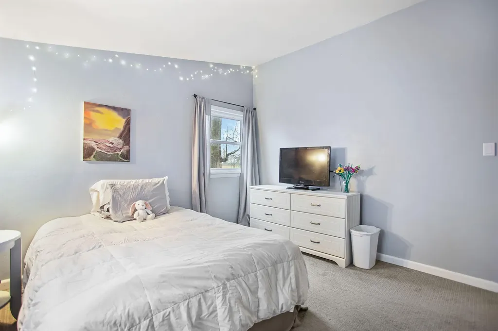 723 Arbor Court South Haven City MI 49090