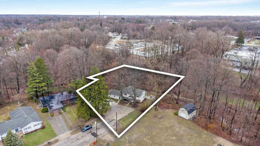 723 Arbor Court South Haven City MI 49090