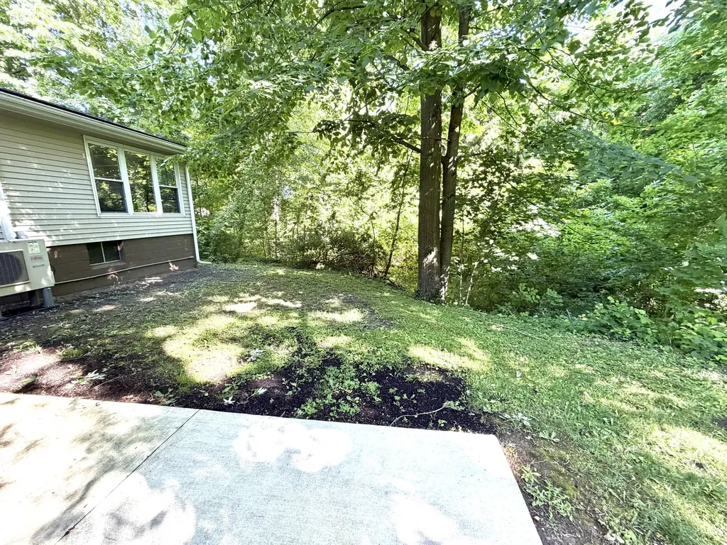 723 Arbor Court South Haven City MI 49090