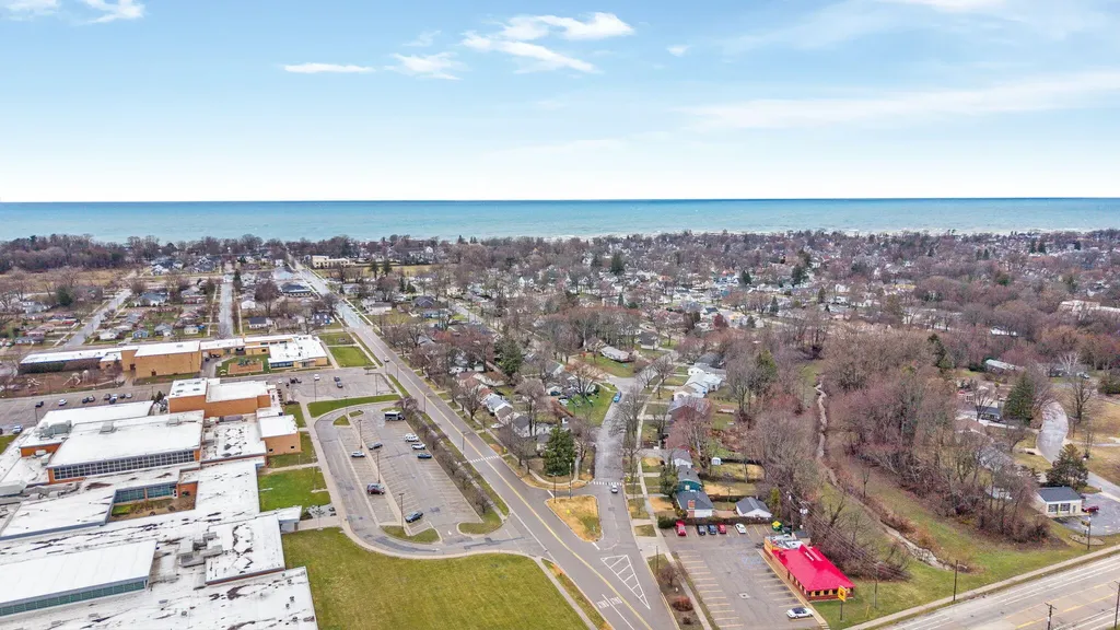 723 Arbor Court South Haven City MI 49090