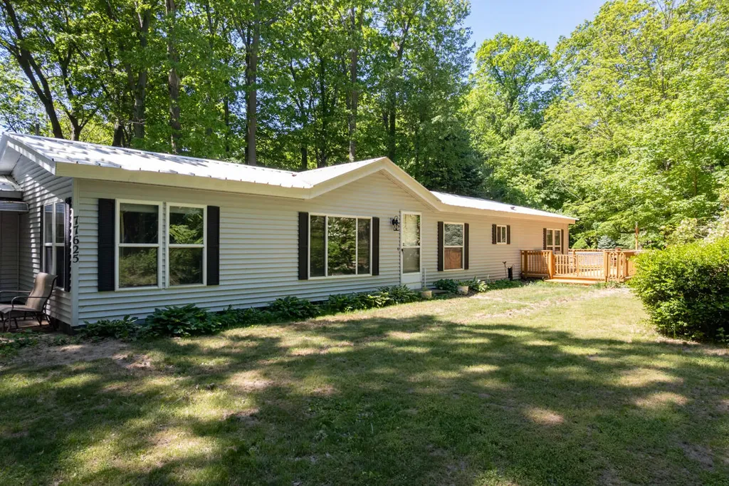 77625 Michigan Avenue South Haven Charter Township MI 49090