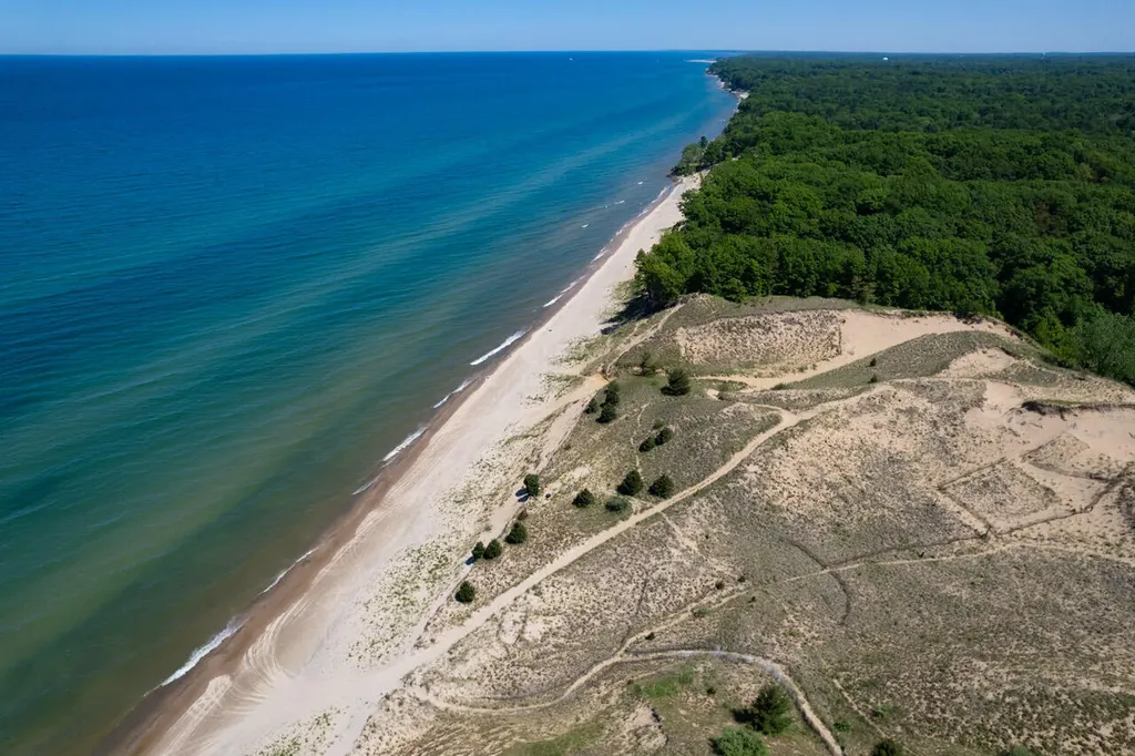 77625 Michigan Avenue South Haven Charter Township MI 49090