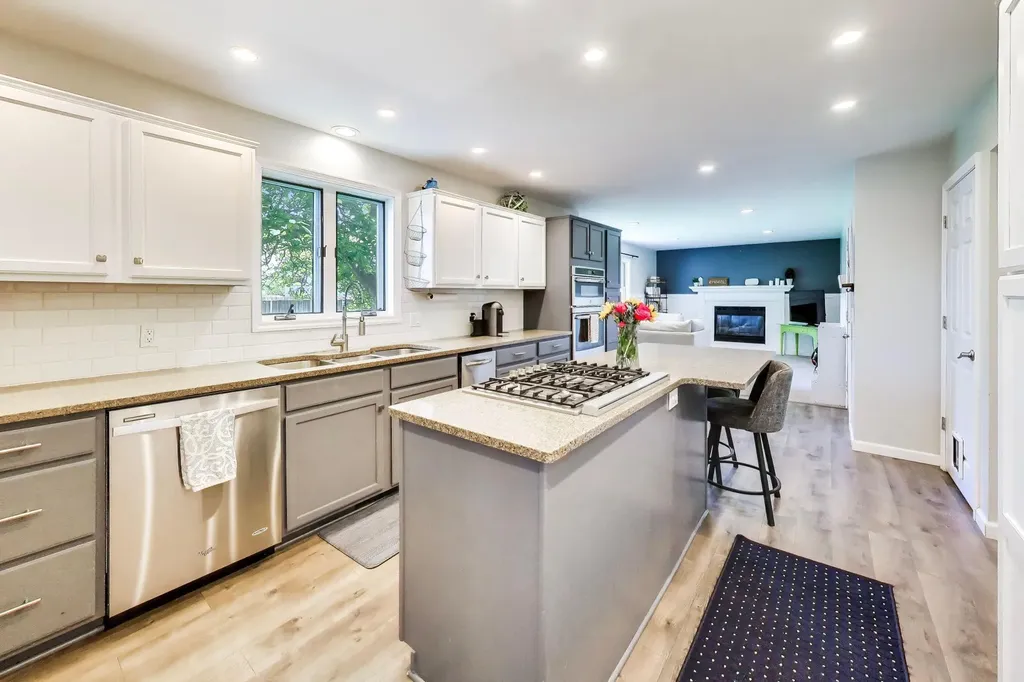 4015 Silver Oaks Drive Royalton Township MI 49085