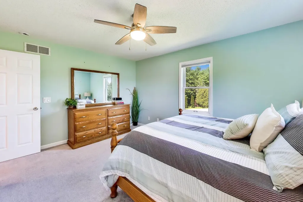 4015 Silver Oaks Drive Royalton Township MI 49085