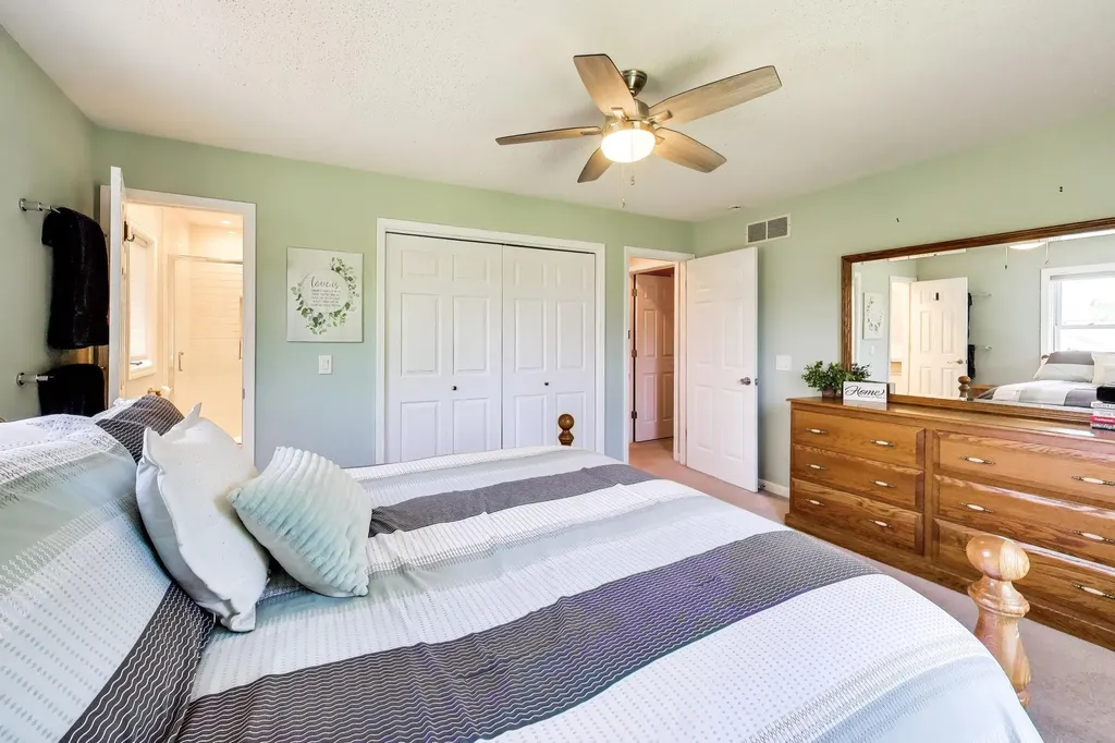 4015 Silver Oaks Drive Royalton Township MI 49085