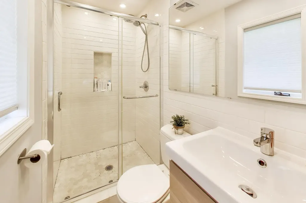 4015 Silver Oaks Drive Royalton Township MI 49085