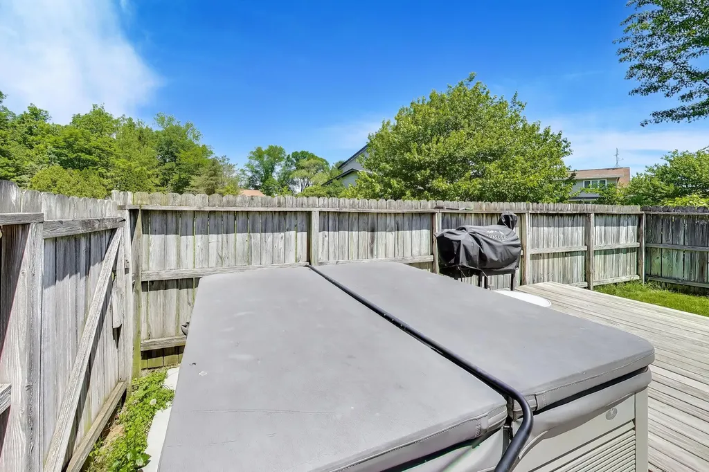 4015 Silver Oaks Drive Royalton Township MI 49085