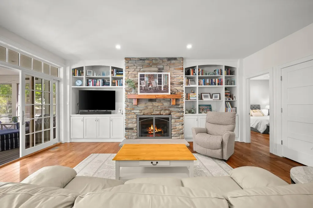 47118 Oak Avenue Grand Beach Village MI 49117