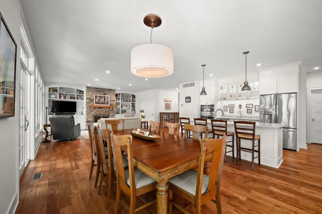 47118 Oak Avenue Grand Beach Village MI 49117