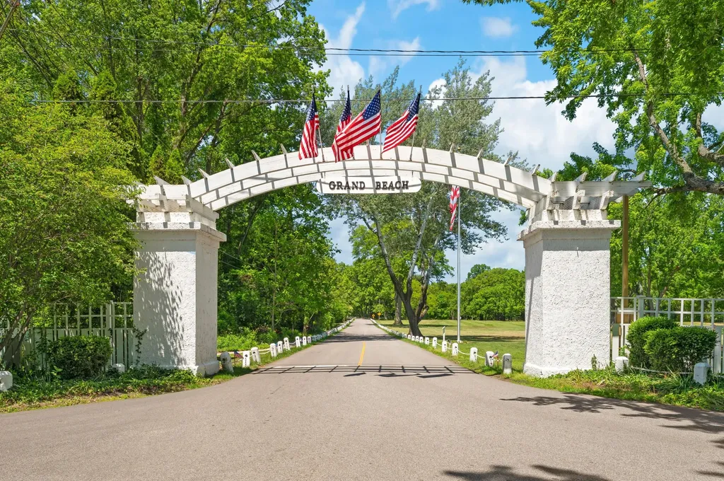 47118 Oak Avenue Grand Beach Village MI 49117
