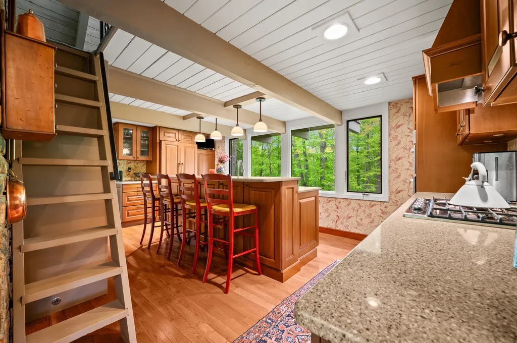 3020 Dozer Drive St. Joseph Charter Township MI 49085