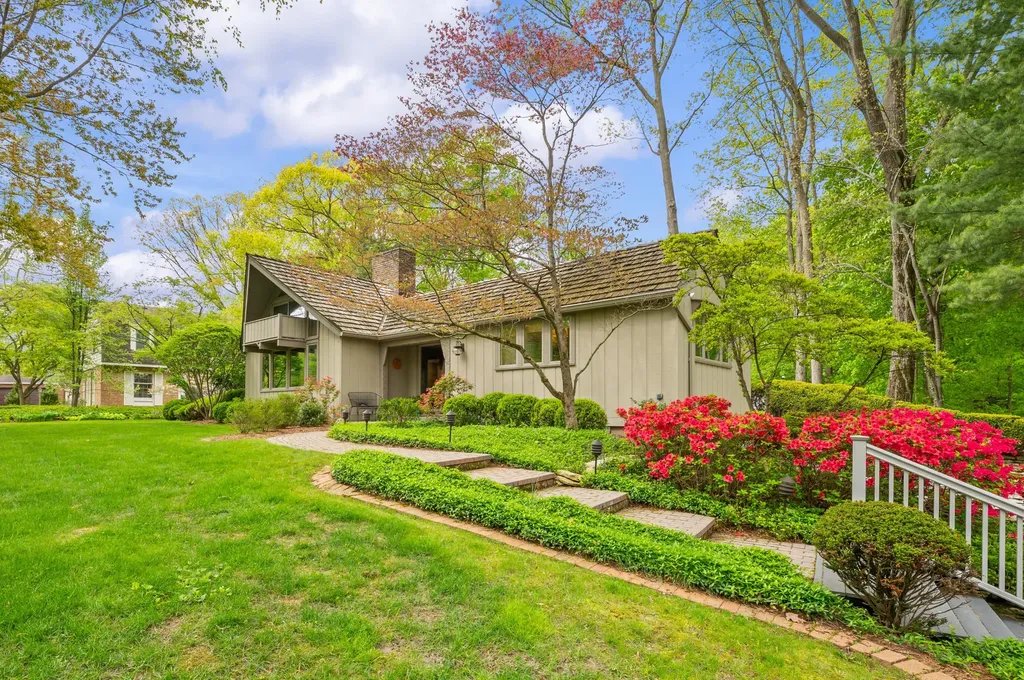 3020 Dozer Drive St. Joseph Charter Township MI 49085