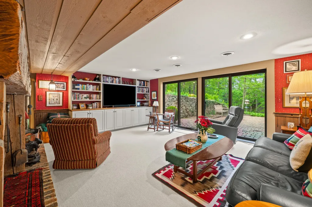 3020 Dozer Drive St. Joseph Charter Township MI 49085