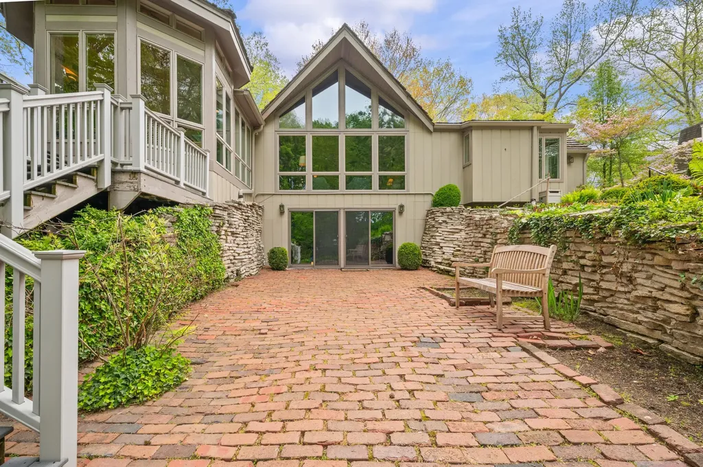 3020 Dozer Drive St. Joseph Charter Township MI 49085