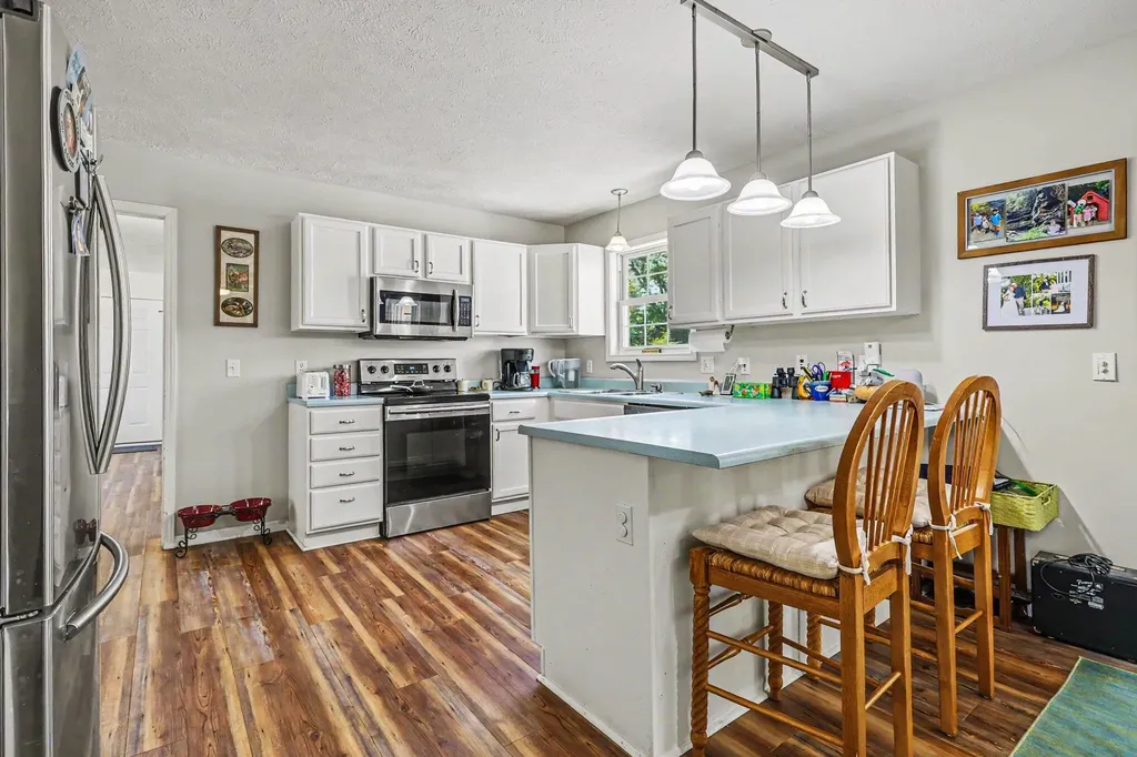 22680 Davis Lake Street Jefferson Township MI 49112
