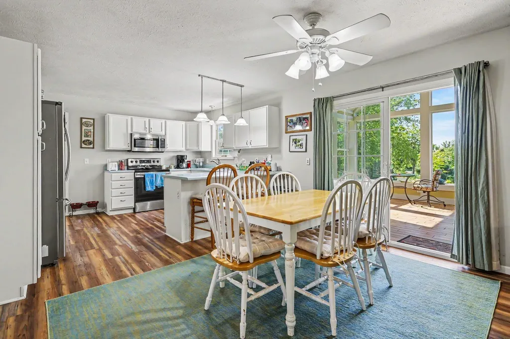 22680 Davis Lake Street Jefferson Township MI 49112