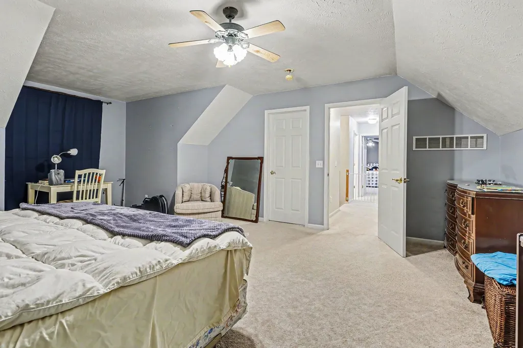 22680 Davis Lake Street Jefferson Township MI 49112