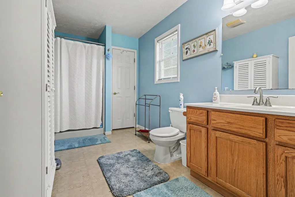 22680 Davis Lake Street Jefferson Township MI 49112