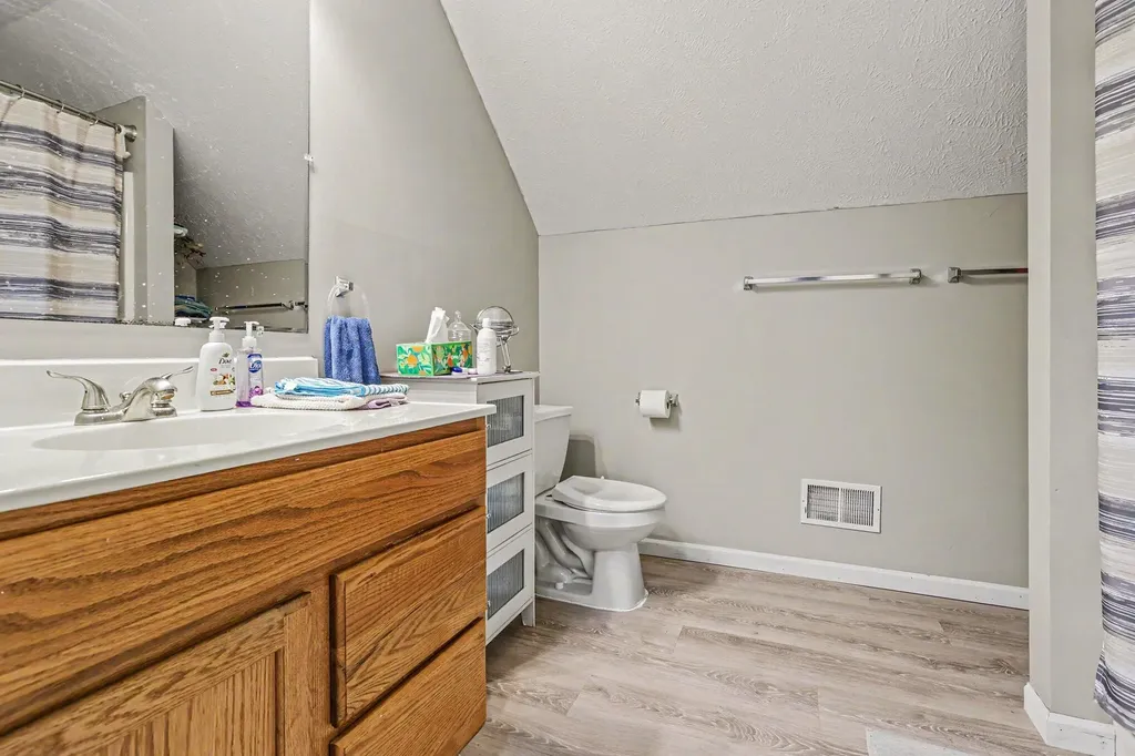22680 Davis Lake Street Jefferson Township MI 49112