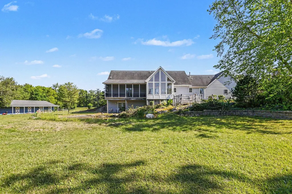 22680 Davis Lake Street Jefferson Township MI 49112