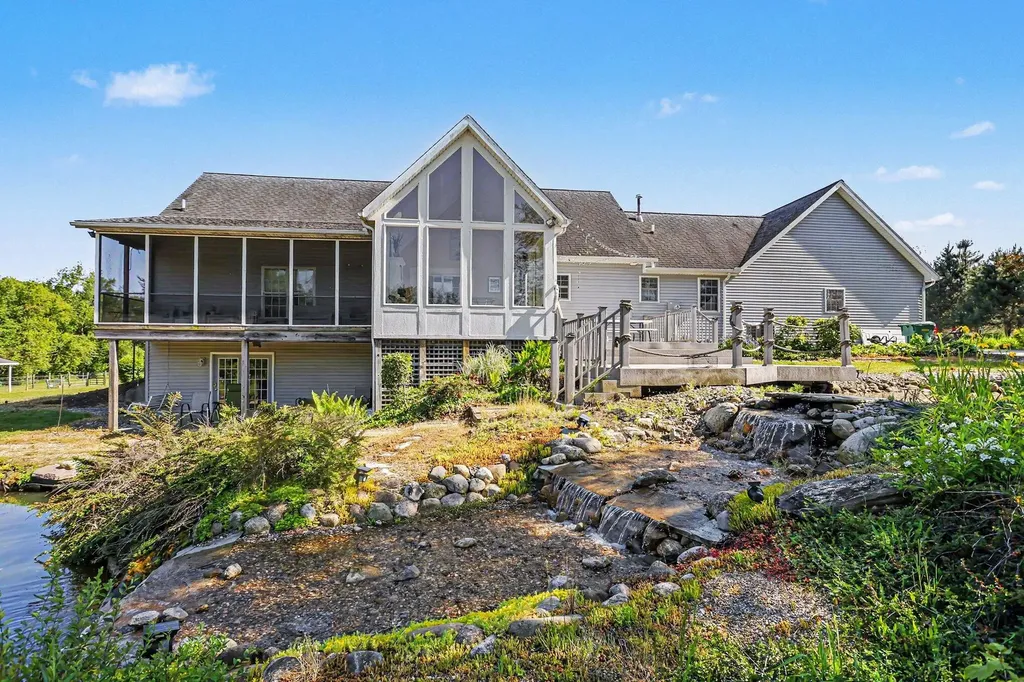 22680 Davis Lake Street Jefferson Township MI 49112