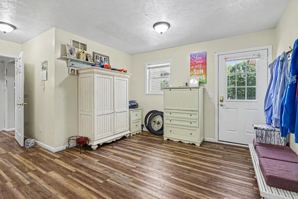 22680 Davis Lake Street Jefferson Township MI 49112