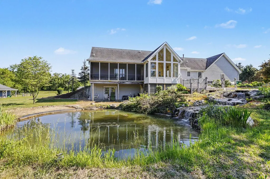 22680 Davis Lake Street Jefferson Township MI 49112