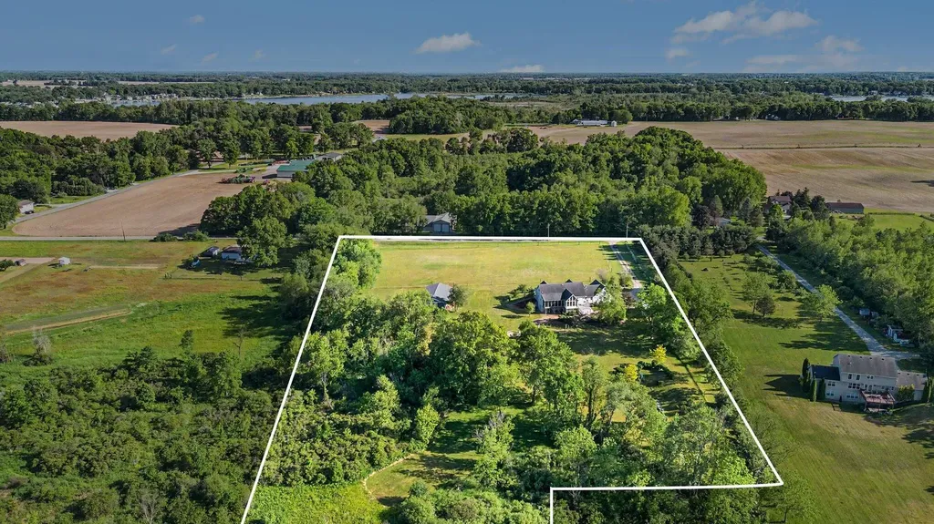 22680 Davis Lake Street Jefferson Township MI 49112