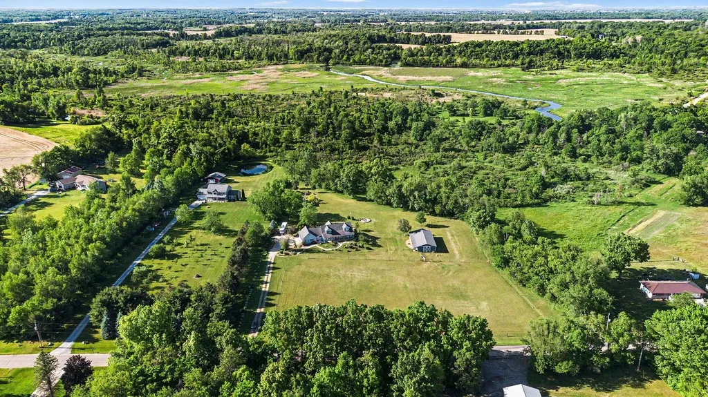 22680 Davis Lake Street Jefferson Township MI 49112