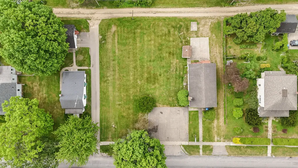 418 E Main Street Marcellus Village MI 49067