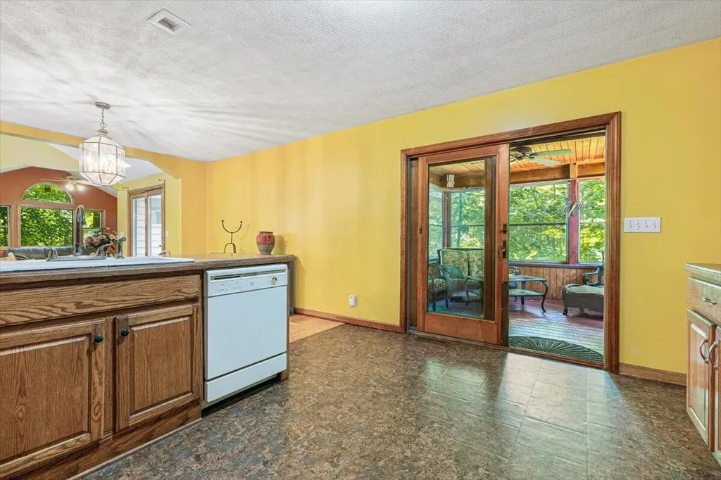 16253 1st Lane New Buffalo Township MI 49129