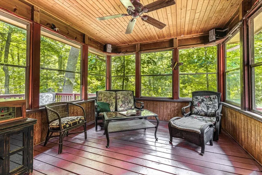 16253 1st Lane New Buffalo Township MI 49129
