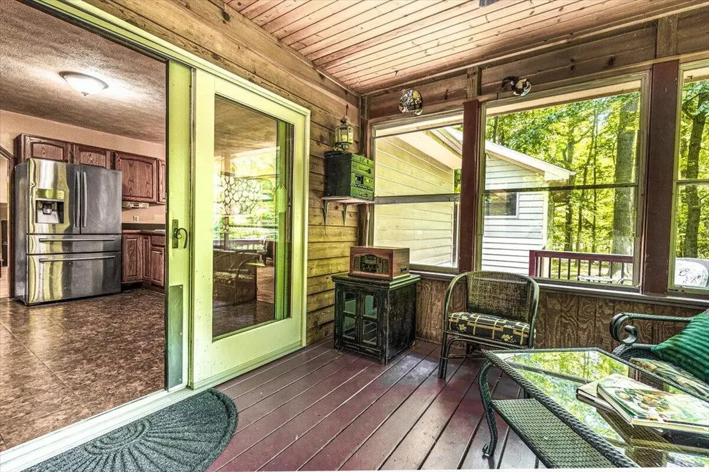 16253 1st Lane New Buffalo Township MI 49129