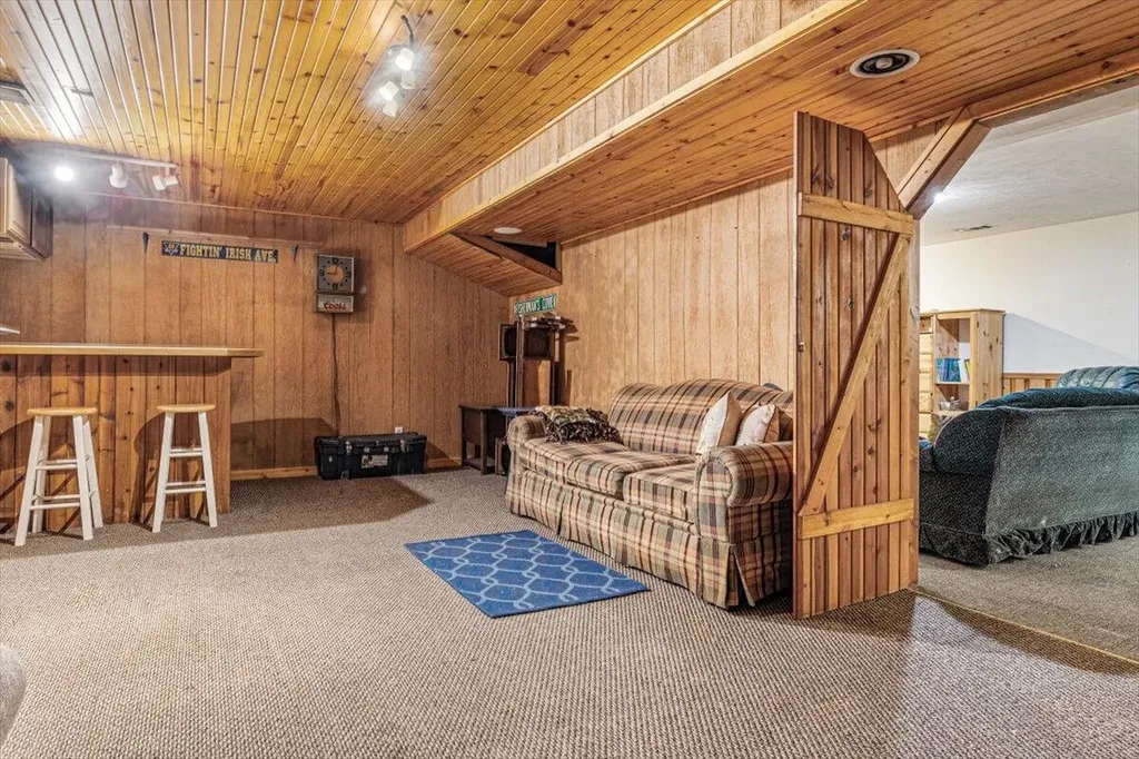 16253 1st Lane New Buffalo Township MI 49129