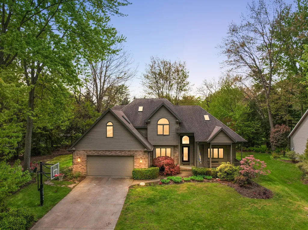 2110 Wooded Way Lincoln Charter Township MI 49127