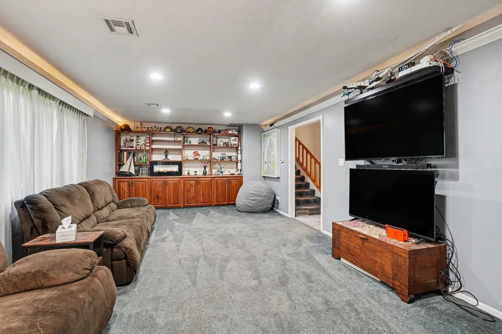 7343 Lakeridge Road Casco Township MI 49090