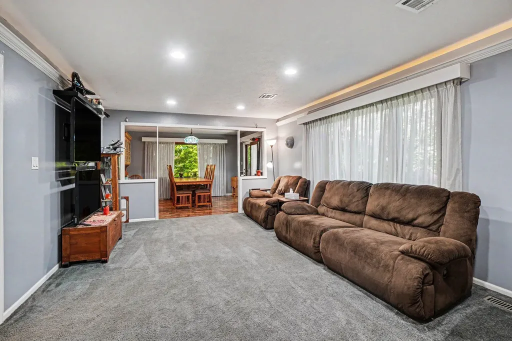 7343 Lakeridge Road Casco Township MI 49090