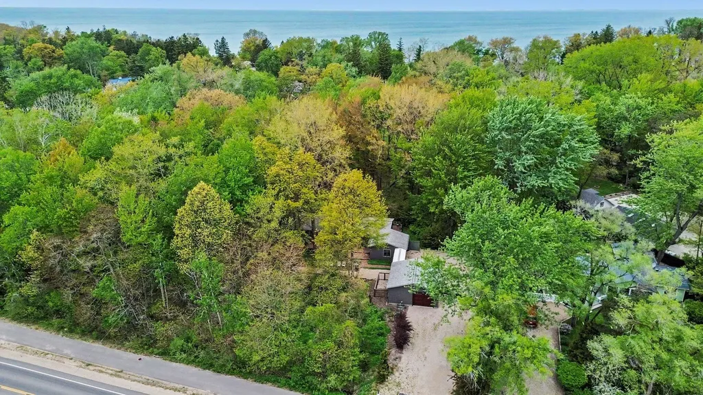 15578 Red Arrow Highway New Buffalo Township MI 49129