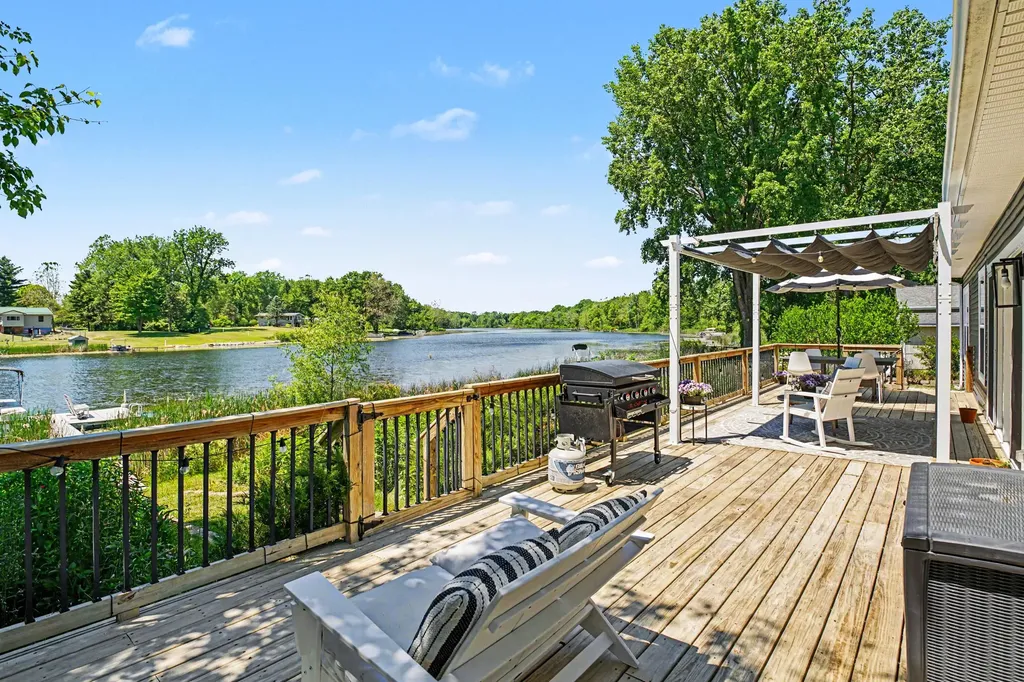 52350 Susan Lane Silver Creek Township MI 49047