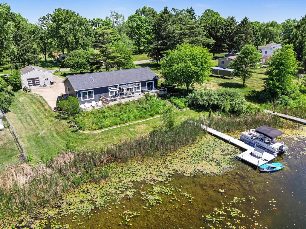 52350 Susan Lane Silver Creek Township MI 49047