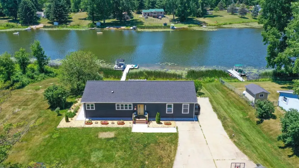 52350 Susan Lane Silver Creek Township MI 49047