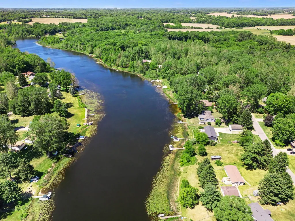 52350 Susan Lane Silver Creek Township MI 49047