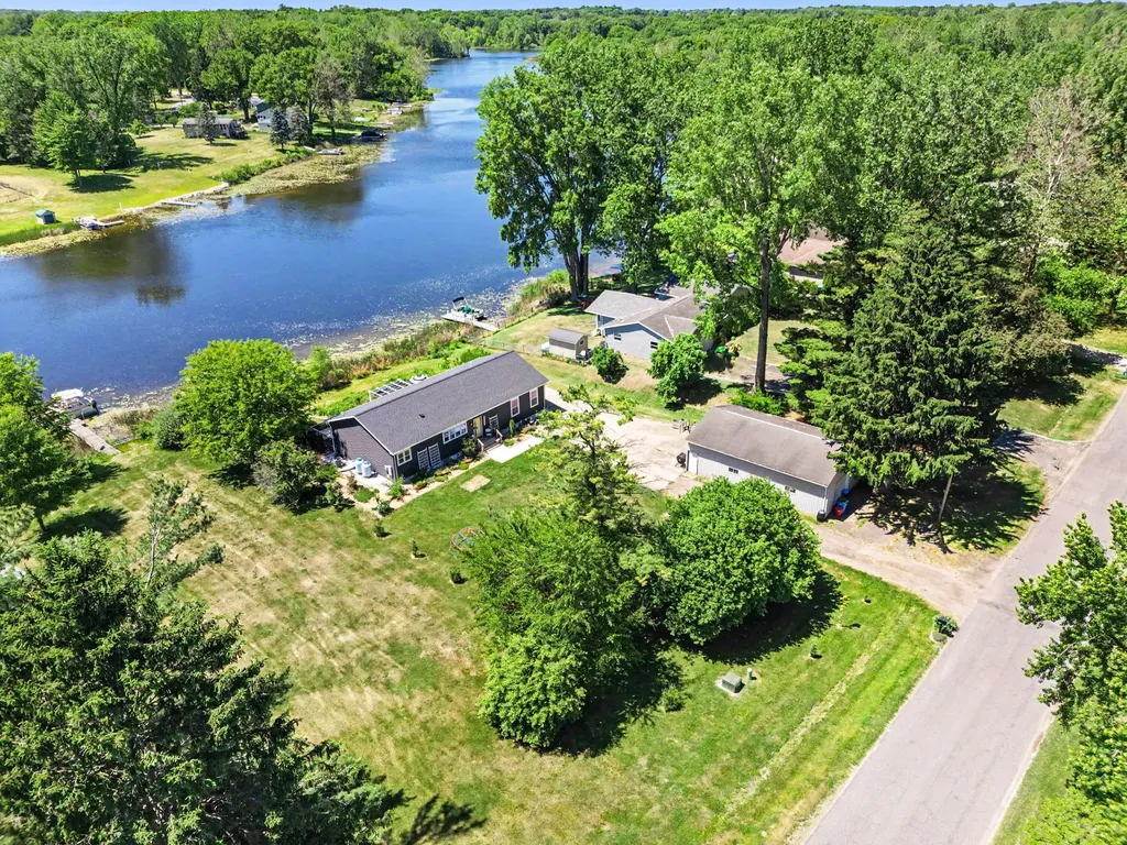52350 Susan Lane Silver Creek Township MI 49047