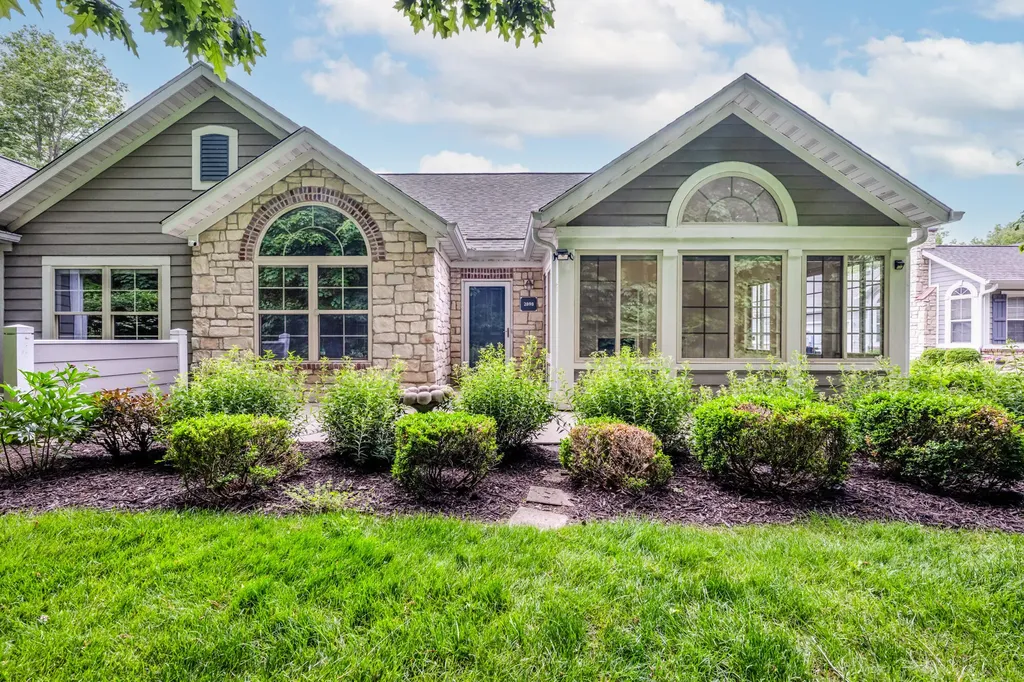 2898 Villa Lane Sodus Township MI 49022