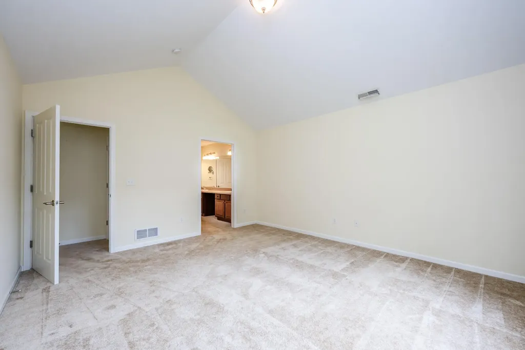 2898 Villa Lane Sodus Township MI 49022