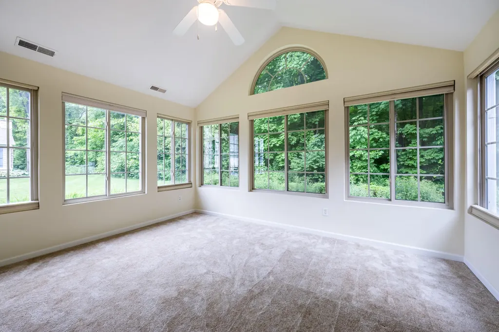 2898 Villa Lane Sodus Township MI 49022