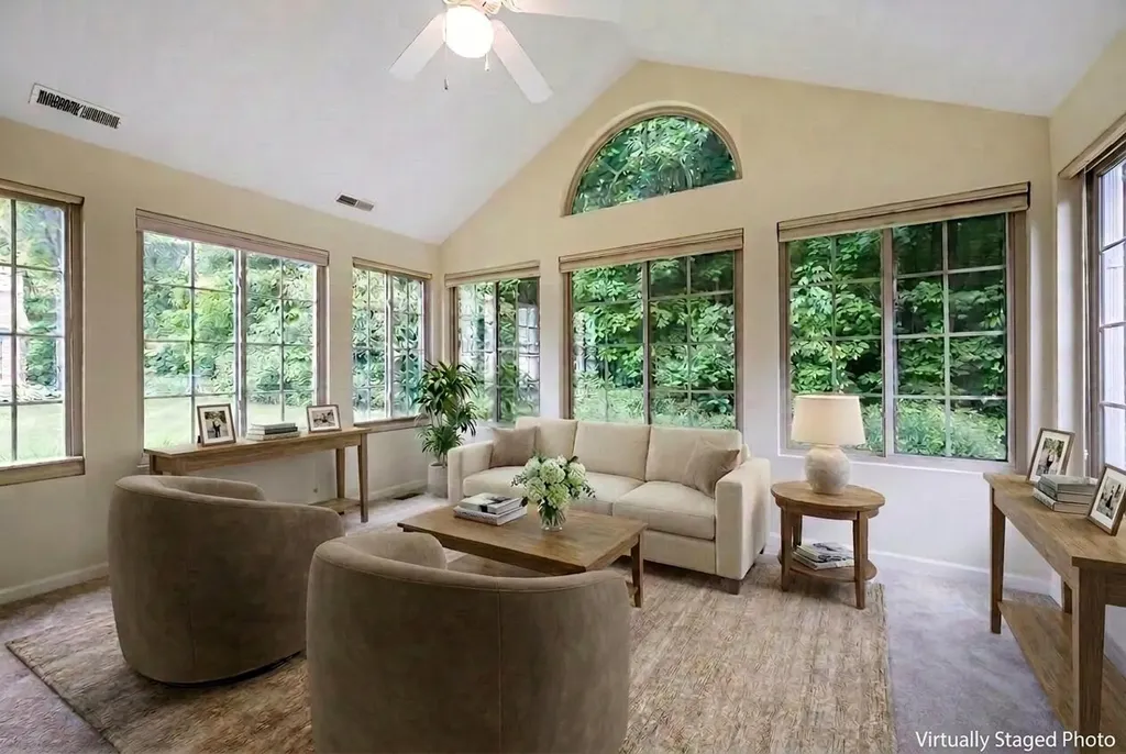 2898 Villa Lane Sodus Township MI 49022