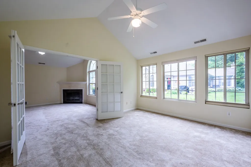 2898 Villa Lane Sodus Township MI 49022