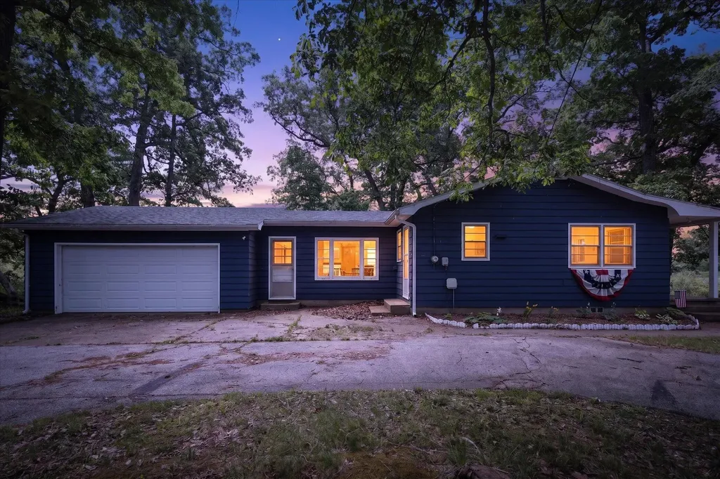 5770 W Us Highway 12 Bertrand Township MI 49107