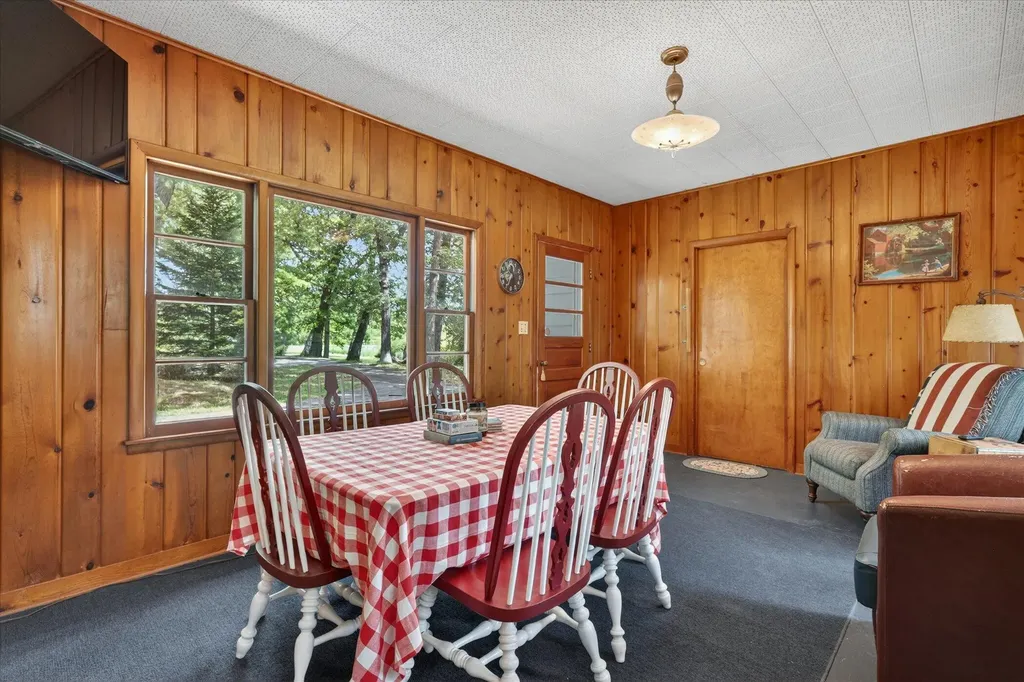 5770 W Us Highway 12 Bertrand Township MI 49107